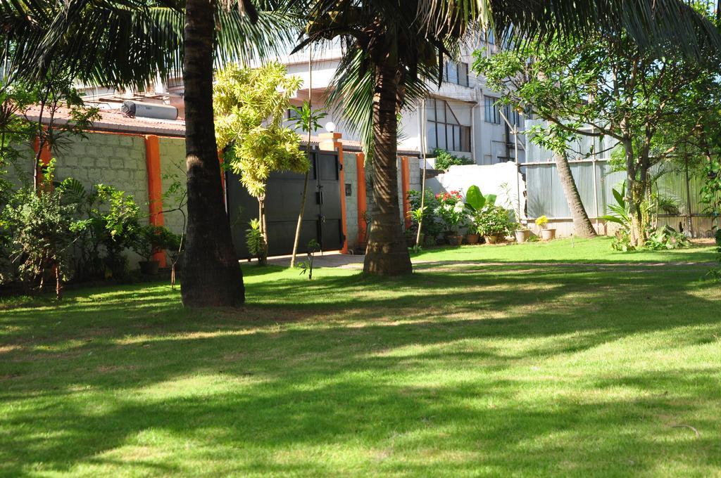 Sugandi Inn Kochchikade Luaran gambar