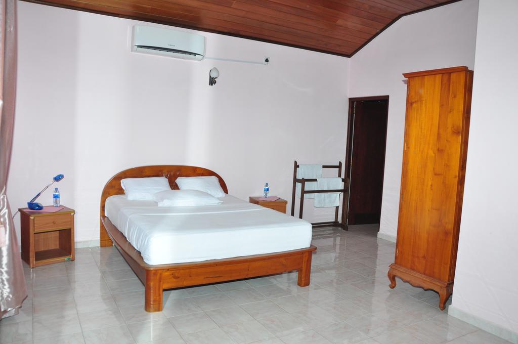 Sugandi Inn Kochchikade Luaran gambar