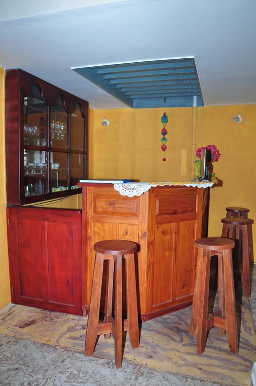 Sugandi Inn Kochchikade Luaran gambar