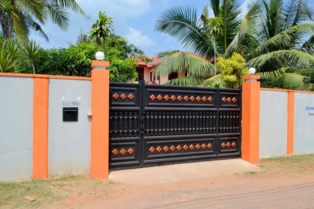 Sugandi Inn Kochchikade Luaran gambar