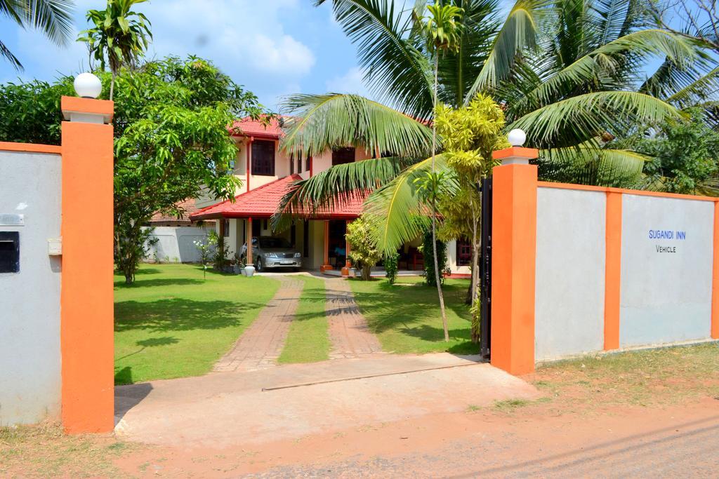 Sugandi Inn Kochchikade Luaran gambar